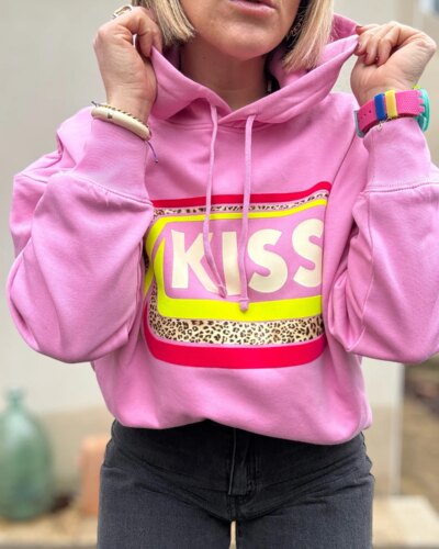 Sweat Dreamer Kiss