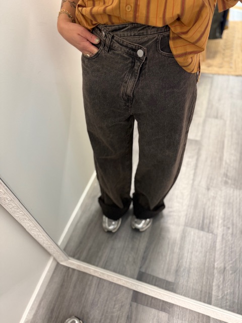 Jean Baggy Crossover | The Corner – Image 4